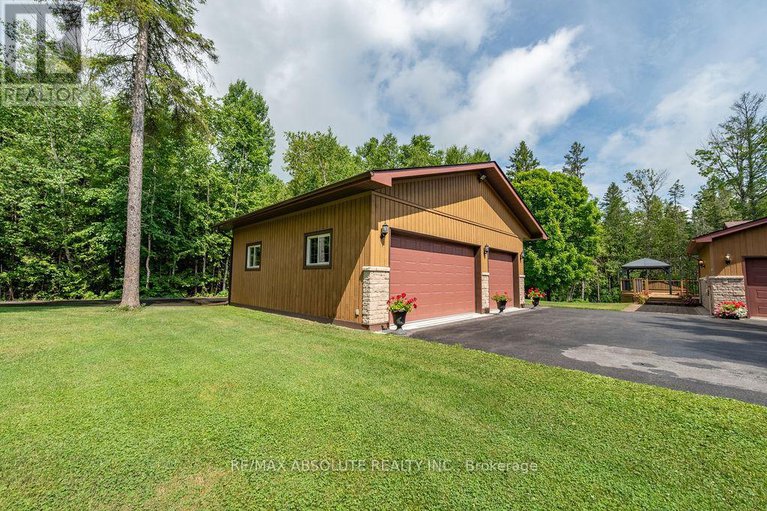 29357236/206-deerwood-drive/fitzroy-ward-south-west/ottawa/ontario/K0A2H0_38