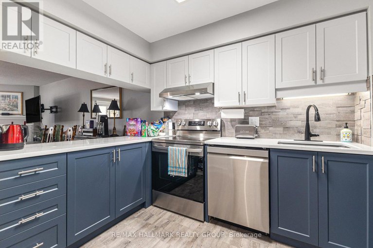 28394820/63-briston-private/hunt-club-park/ottawa/ontario/K1G5P8_8