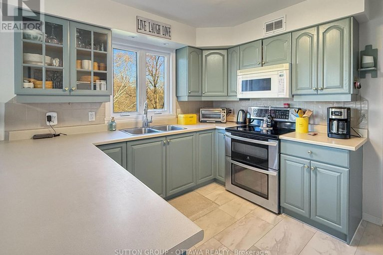 29680076/19408-county-18-road/south-glengarry-charlottenburgh-twp/south-glengarry/ontario/K0C1S0_16