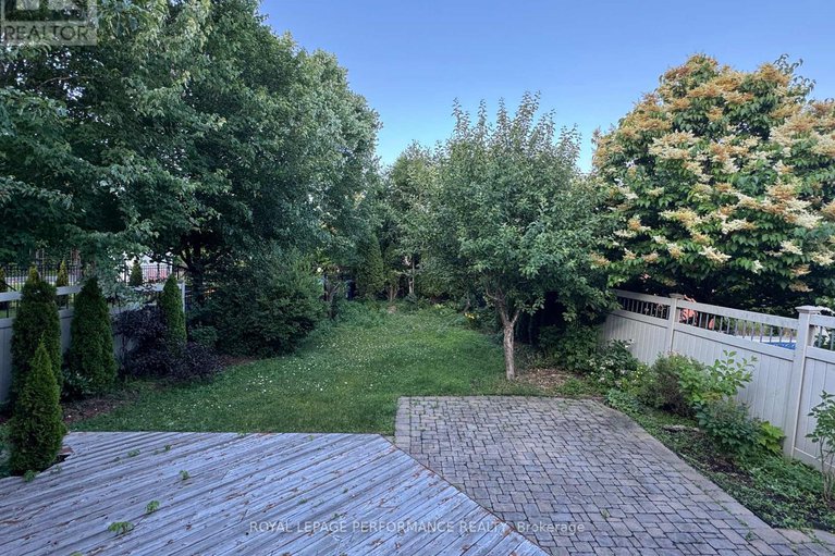 28579917/164-copperwood-street/convent-glen-north/ottawa/ontario/K1C7S3_32