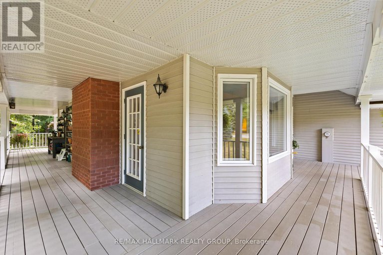 28835565/1103-rideau-bend-crescent/manotick-east-to-manotick-station/ottawa/ontario/K4M1B6_30