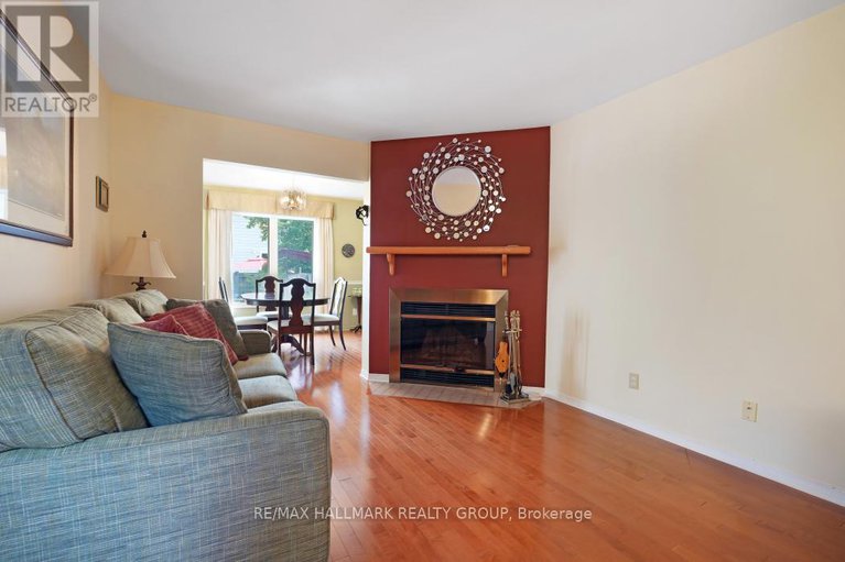 28605723/92-waterton-crescent/bridlewood/ottawa/ontario/K2M1Y5_9