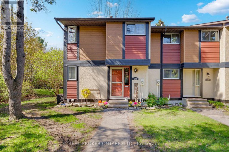 28306160/138-mcclintock-way/katimavik/ottawa/ontario/K2L2A4_1