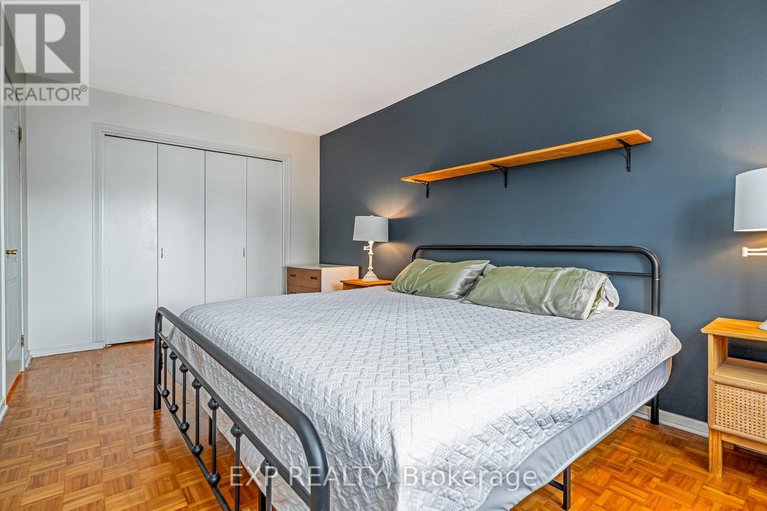 28513626/78-837-eastvale-drive/beaconwood/ottawa/ontario/K1J7T5_15