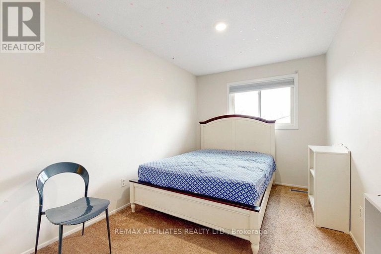 28551721/41-41-bering-court/katimavik/ottawa/ontario/K2L2B8_18