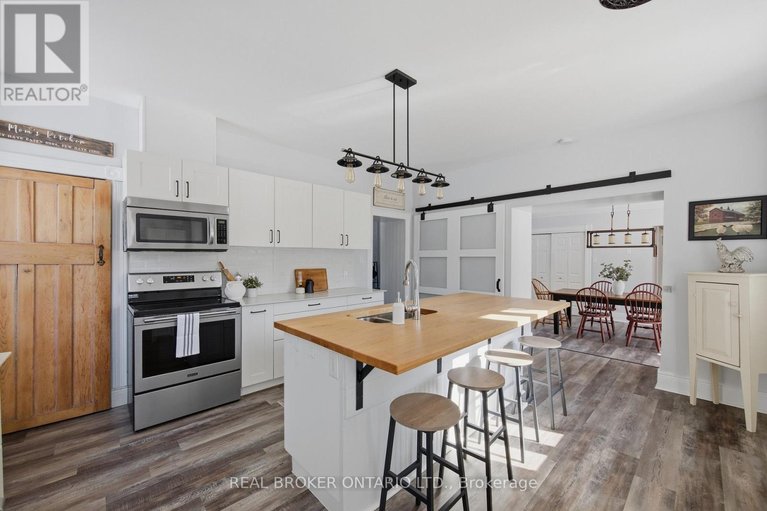 29603322/2090-beach-road/north-grenville-twp-kemptville-south/north-grenville/ontario/K0G1S0_16