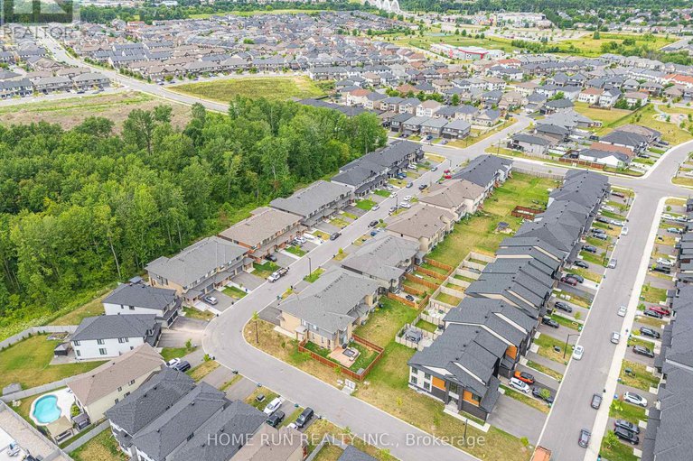 29038646/1016-eider-street/riverside-southgloucester-glen/ottawa/ontario/K4M1B2_2