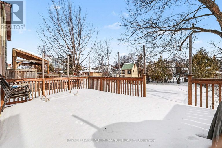 29446778/1367-cedarcroft-crescent/pineview/ottawa/ontario/K1B5G8_48