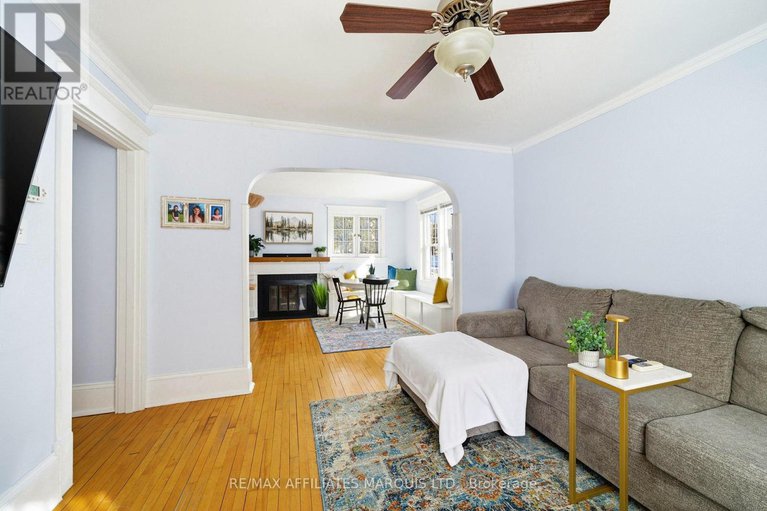 29365860/14-spring-street/maxville/north-glengarry/ontario/K0C1T0_8