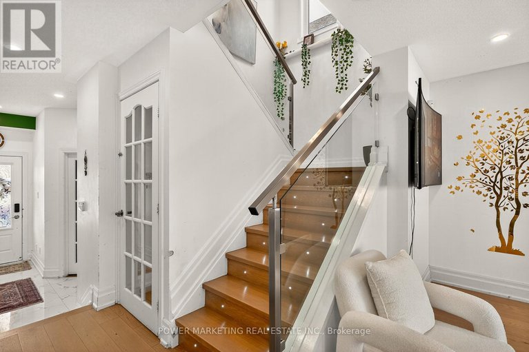 29057500/657-657-clearbrook-drive-n/strandherd/ottawa/ontario/K2J5S1_23