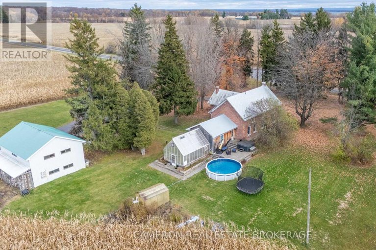 29598086/37-duncan-street/lancaster/south-glengarry/ontario/K0C1N0_49