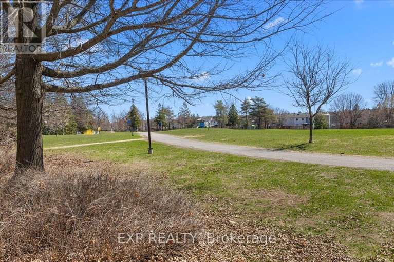 29668381/15-268-lorry-greenberg-drive/hunt-club-parkgreenboro/ottawa/ontario/K1T3K1_2