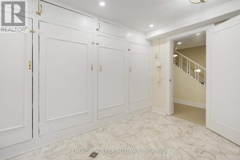 28788939/386-ashbury-road/rockcliffe/ottawa/ontario/K1M0R8_25
