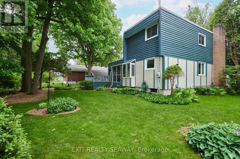28431917/38-spruce-street/ingleside/south-stormont/ontario/K0C1M0_29