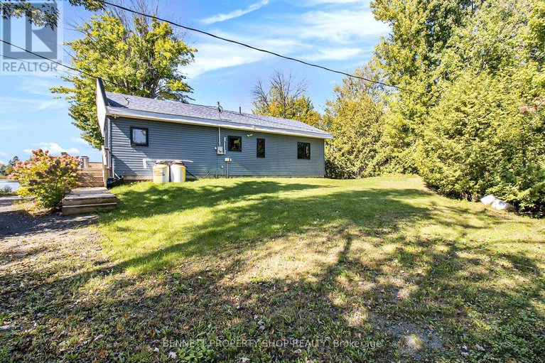 28285756/5066k-lorne-bridge-road/osgoode/ottawa/ontario/K4M1B4_28