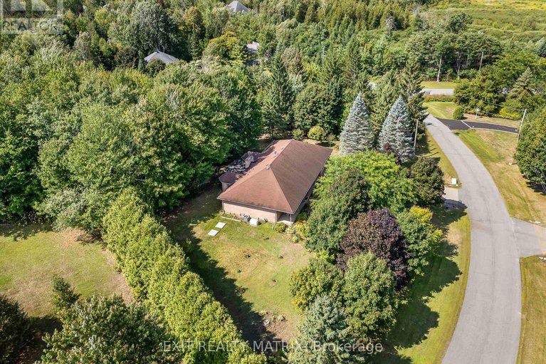 29668590/6343-deermeadow-drive/greely/ottawa/ontario/K4P1M9_40