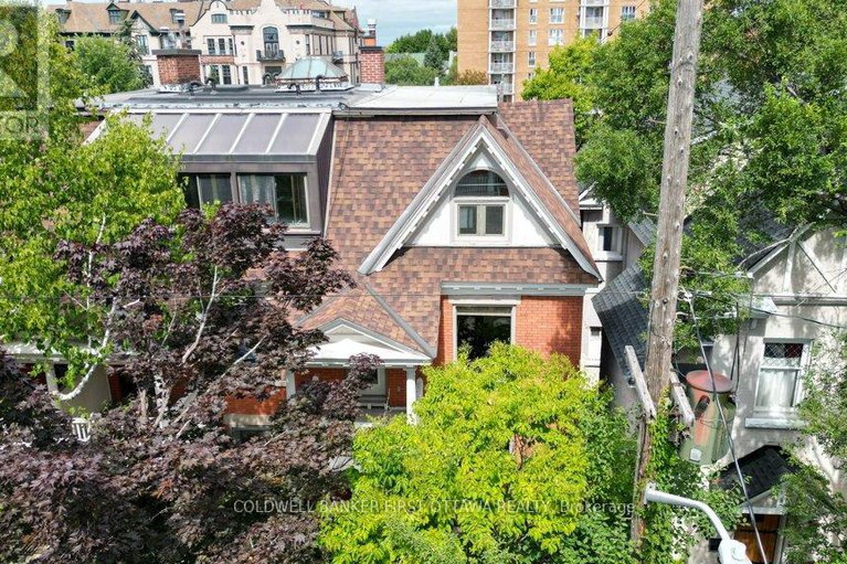 28976425/543-besserer-street/sandy-hill/ottawa/ontario/K1N6C6_33