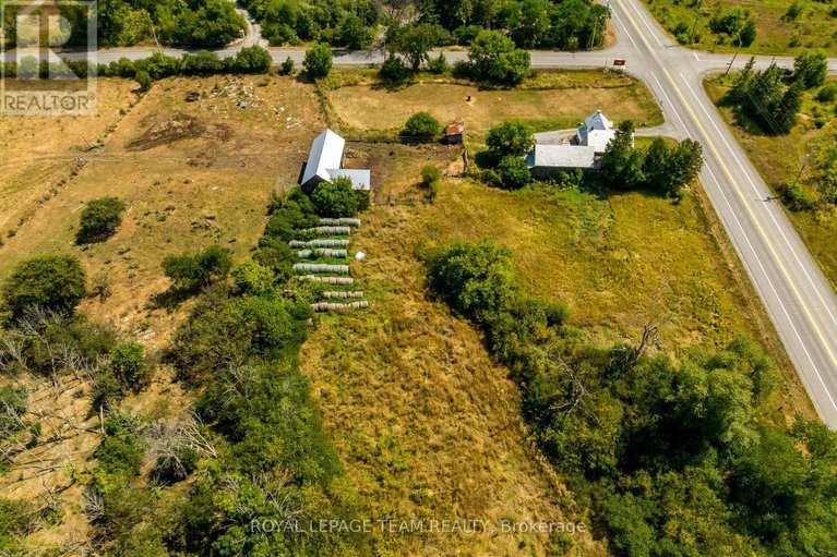 29041201/2106-dunrobin-road/kanata-north-east/ottawa/ontario/K0A1T0_36