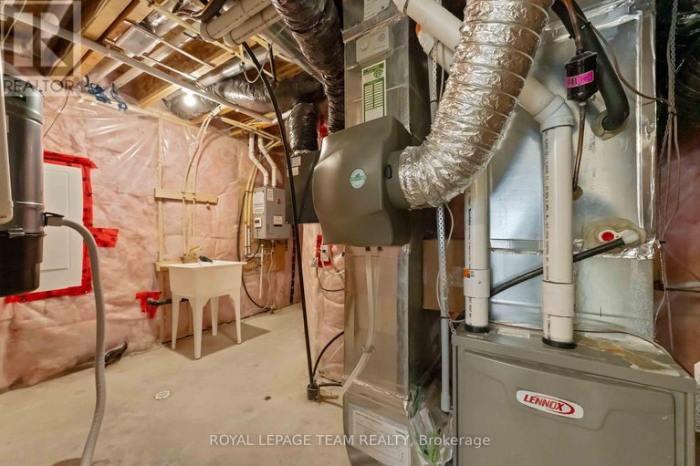 28910916/27-peony-lane/riverside-southgloucester-glen/ottawa/ontario/K4M0M3_44