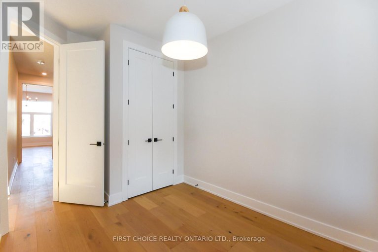 29315751/29-third-avenue/glebe/ottawa/ontario/K1S2J5_26