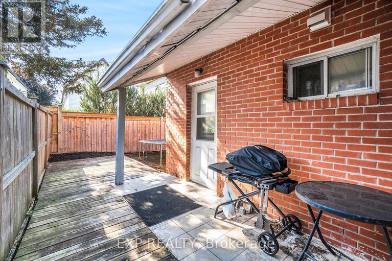 28899221/566-kirkwood-avenue/westborohampton-park/ottawa/ontario/K1Z5X4_34