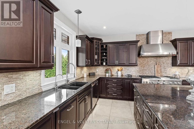 28267888/450-lockmaster-crescent/manotick-village-manotick-estates/ottawa/ontario/K4M1L9_14