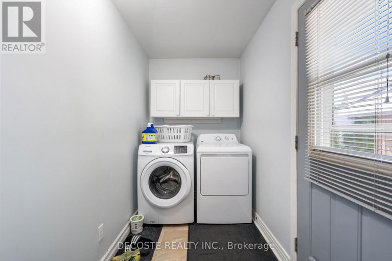 28631959/292-main-street/alexandria/north-glengarry/ontario/K0C1A0_19