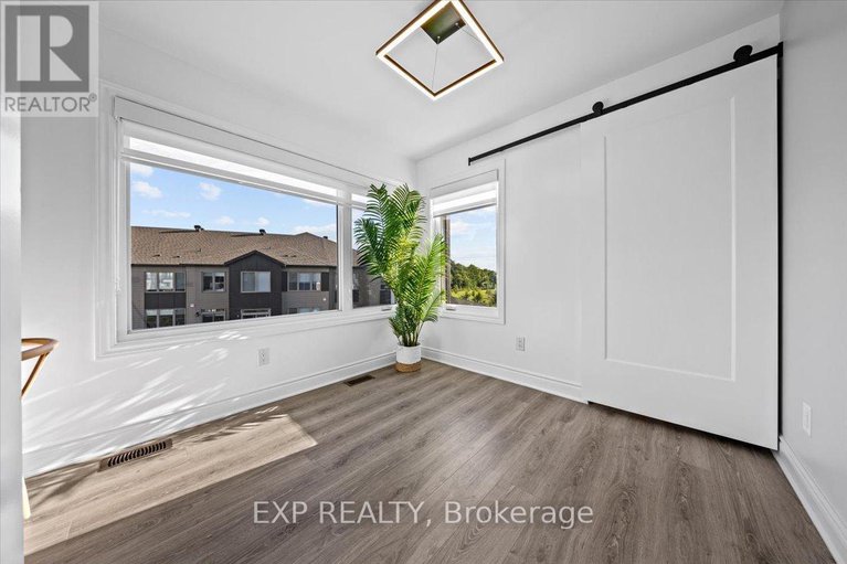 28648358/615-makwa-private/cfb-rockcliffe-and-area/ottawa/ontario/K1K5A4_20