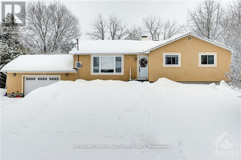 29309662/5-murphy-court/rural-kanata-central/ottawa/ontario/K2W1B7_1