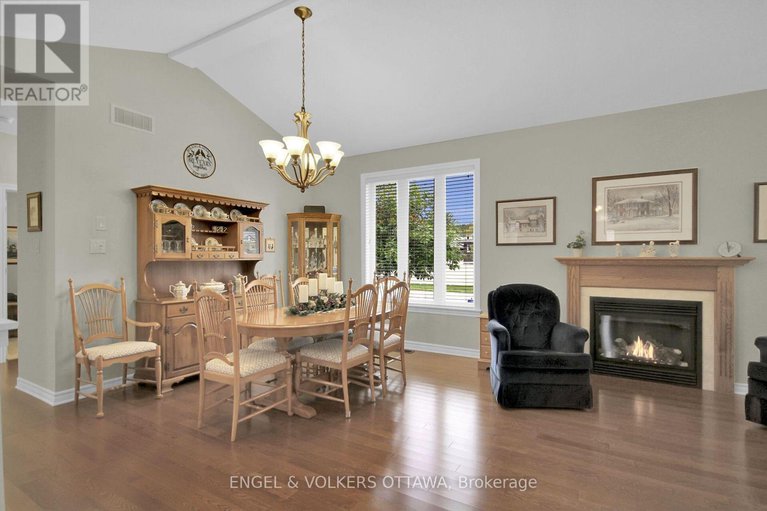 28712729/103-magnolia-way-e/north-grenville-twp-kemptville-south/north-grenville/ontario/K0G1J0_6