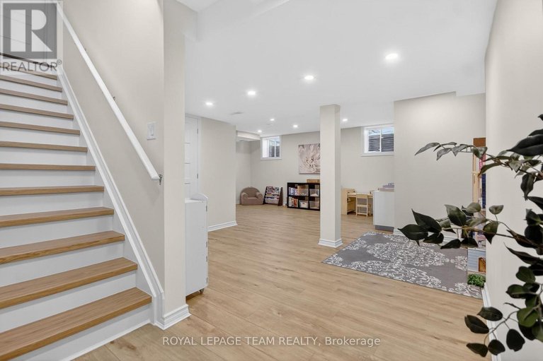 29455181/375-meadowbreeze-drive/emerald-meadowstrailwest/ottawa/ontario/K2M0K3_34