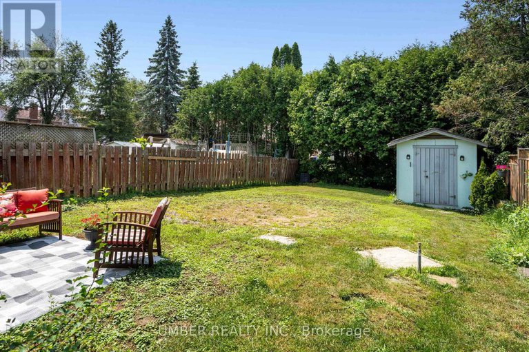 28623557/1130-st-emmanuel-terrace/convent-glen-north/ottawa/ontario/K1C2J7_41