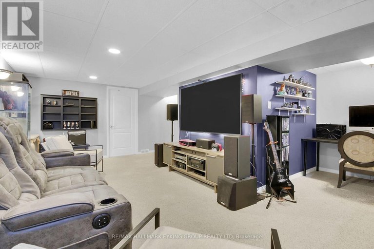 29615975/8-vickers-way/katimavik/ottawa/ontario/K2L3P9_39