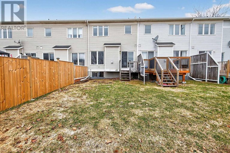 29559732/74-404-hillsboro-private/emerald-meadowstrailwest/ottawa/ontario/K2M3B2_29