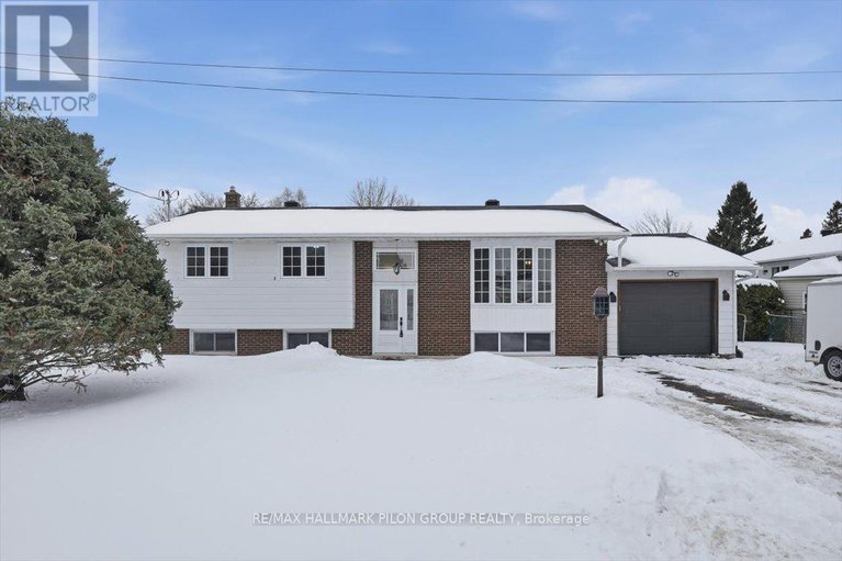 29234212/2620-denise-avenue/navan/ottawa/ontario/K4B1J8_1