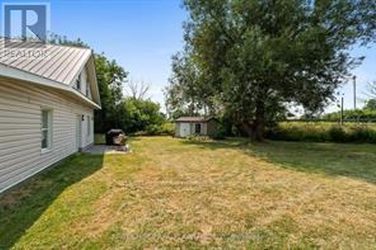 29626971/10-campbell-reid-court/rural-kanata-central/ottawa/ontario/K2K1X7_23