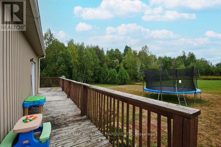 28879635/35-nevada-street/moose-creek/north-stormont/ontario/K0C1W0_36