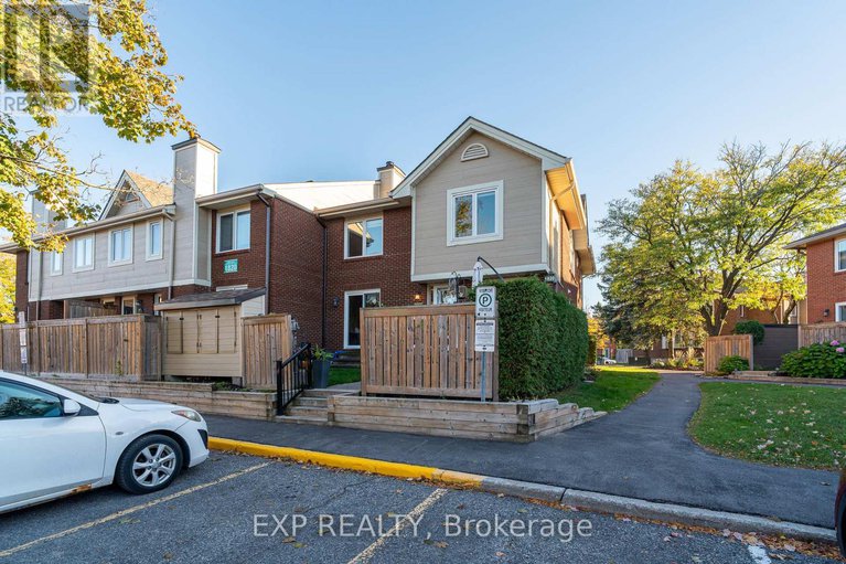 29240374/104-1820-marsala-crescent/fallingbrookpineridge/ottawa/ontario/K4A2E7_1