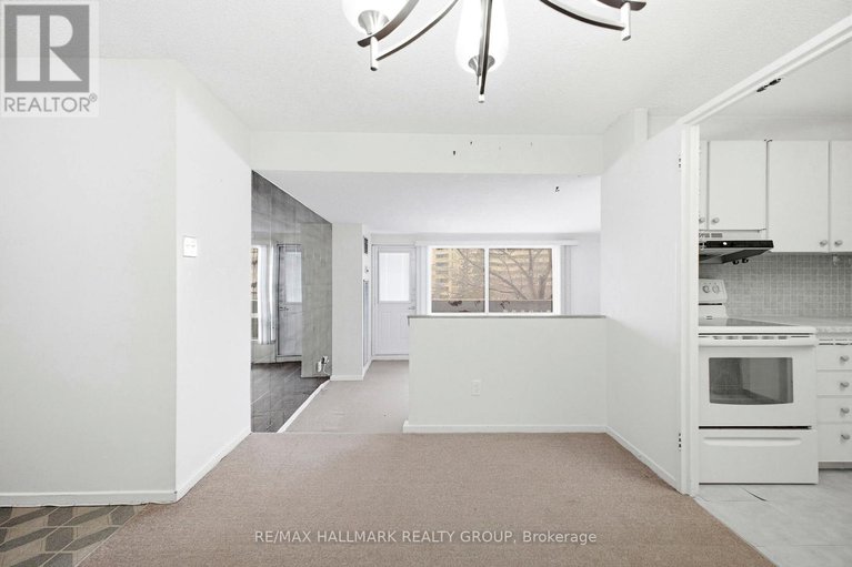 29435798/315-1100-ambleside-drive/woodroffe/ottawa/ontario/K2B8G6_11
