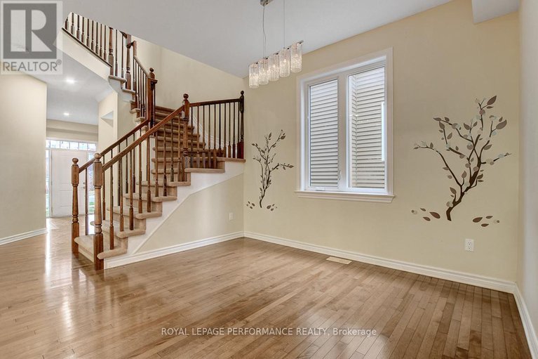 29033404/880-white-alder-avenue/blossom-parkkemp-parkfindlay-creek/ottawa/ontario/K1T0H4_5