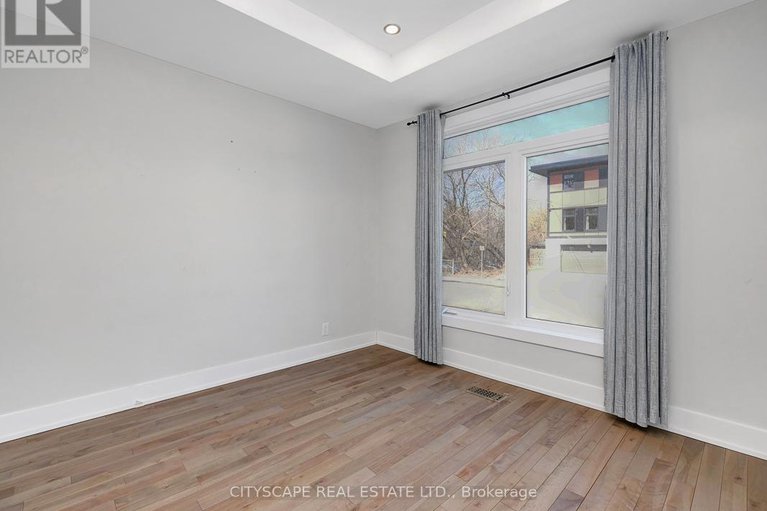 28125570/68-prince-albert-street/overbrookcastle-heights/ottawa/ontario/K1K2A1_6