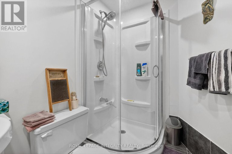 29430894/2608-1025-richmond-road/woodroffe/ottawa/ontario/K2B8G8_32