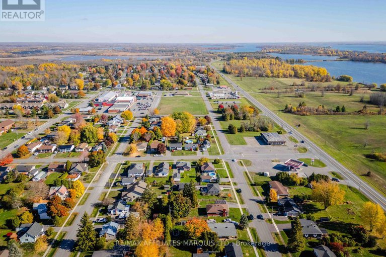 29052013/7-farran-drive/ingleside/south-stormont/ontario/K0C1M0_47