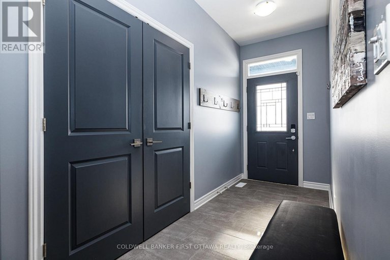 29400692/120-stirling-crescent/north-grenville-twp-kemptville-east/north-grenville/ontario/K0G1J0_6