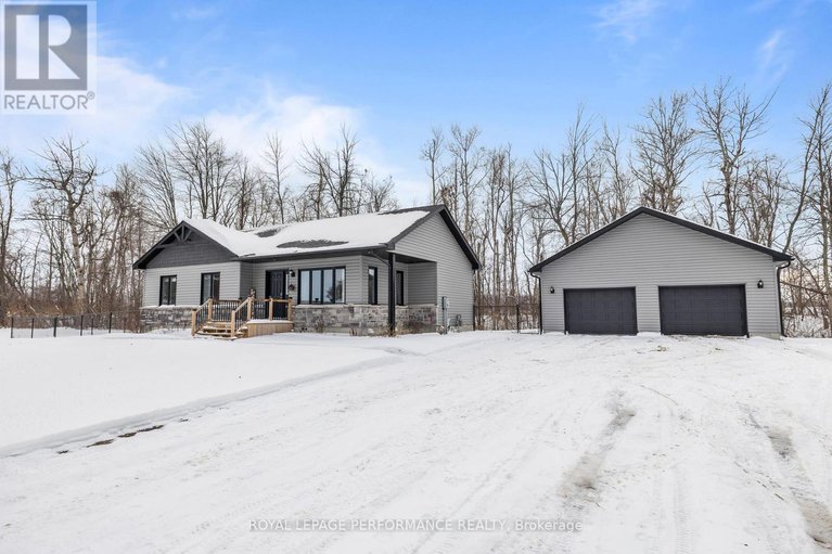 29228643/57-main-street/finch/north-stormont/ontario/K0C1K0_1