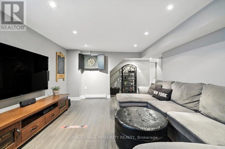 28804578/106-trail-side-circle/springridgeeast-village/ottawa/ontario/K4A5A9_37