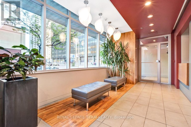 28458192/705-179-george-street/lower-townbyward-market/ottawa/ontario/K1N1J8_3