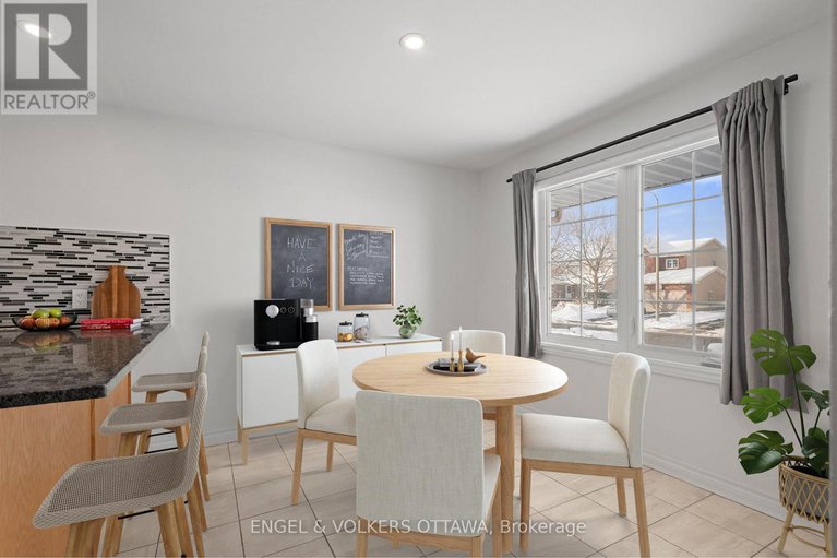 29200940/2060-gardenway-drive/fallingbrookgardenway-south/ottawa/ontario/K4A3B7_10