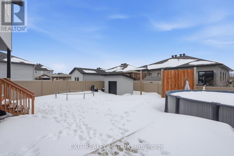 29394255/149-lyon-street/embrun/russell/ontario/K0A1W0_28