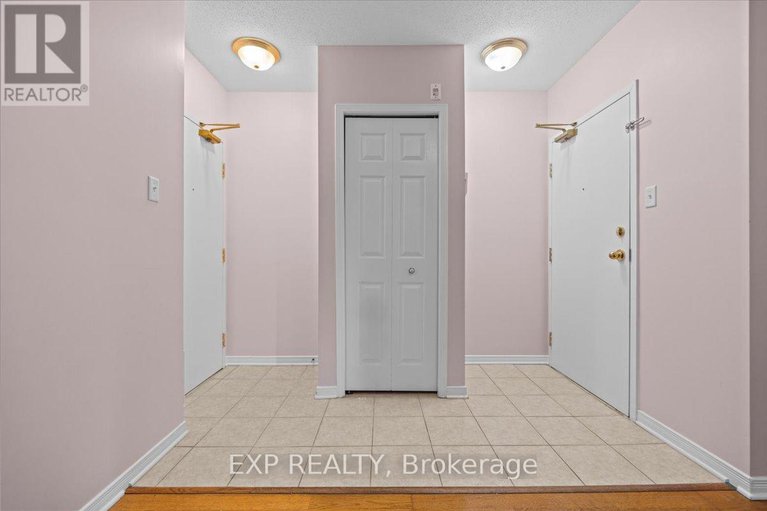 28855285/1-80-briargate-private/springridgeeast-village/ottawa/ontario/K4A0C3_3